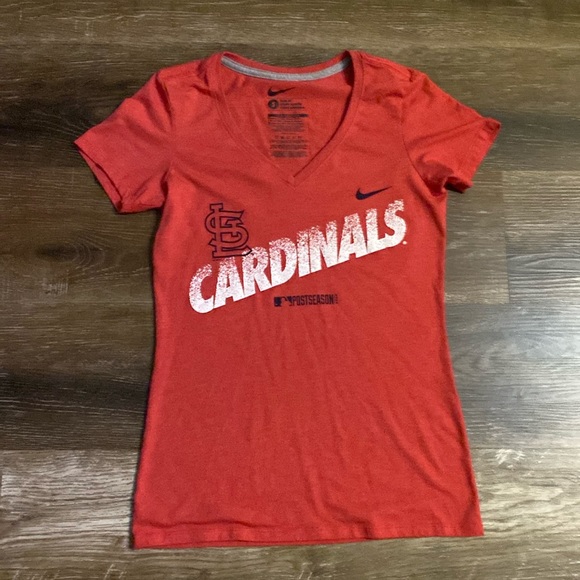 Nike Cardinals v-neck T-shirt - Picture 2 of 6